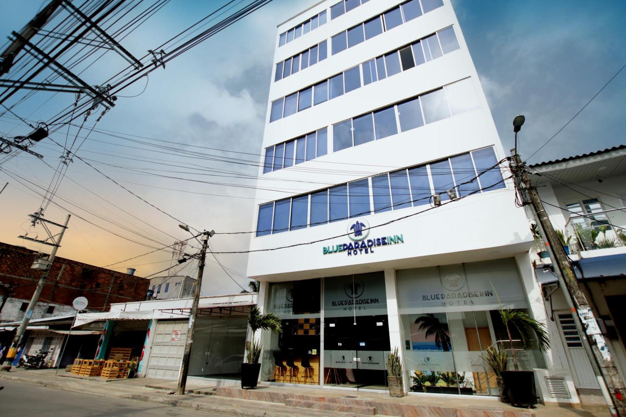 Hotel Blue Paradise Inn Turbo Bagian luar foto